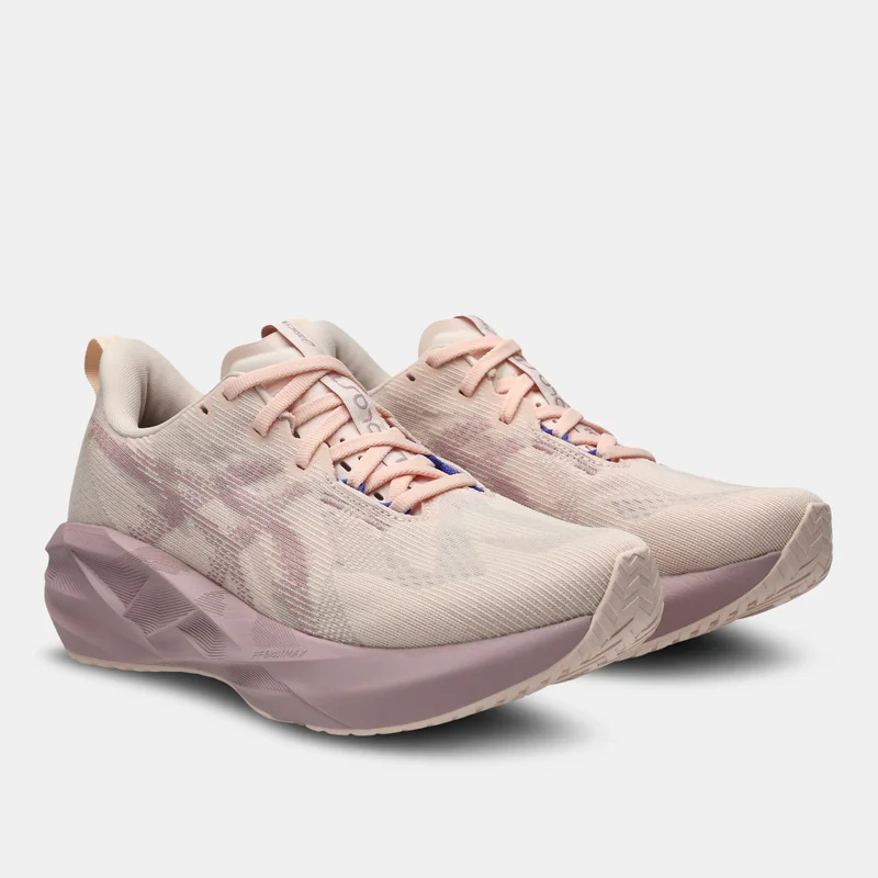 اسيكس Women's NOVABLAST 5 Running Shoes